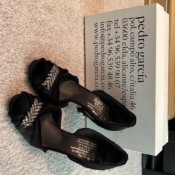 Pedro Garcia Size 37 Evening Satin Heel - Picture 2 of 5